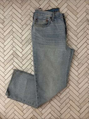 Levi’s 501 90s Light Blue Denim Jeans
